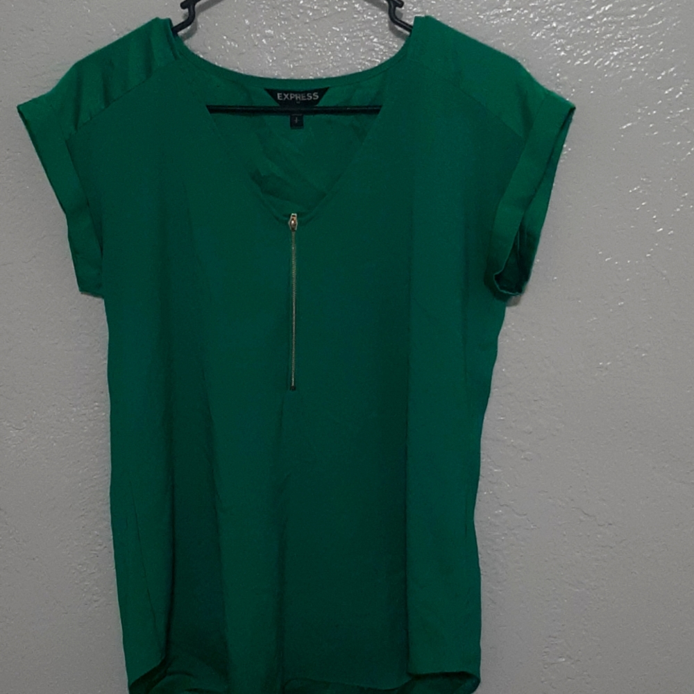 Green zipper top